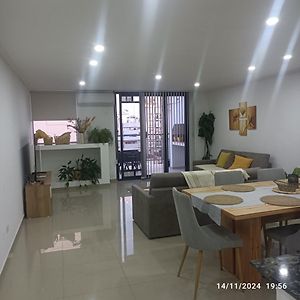 Apartamento de 2 Dormitorios